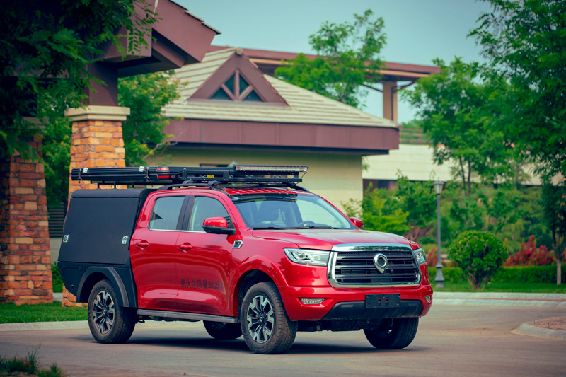 開著二炮去宿營什么感受？