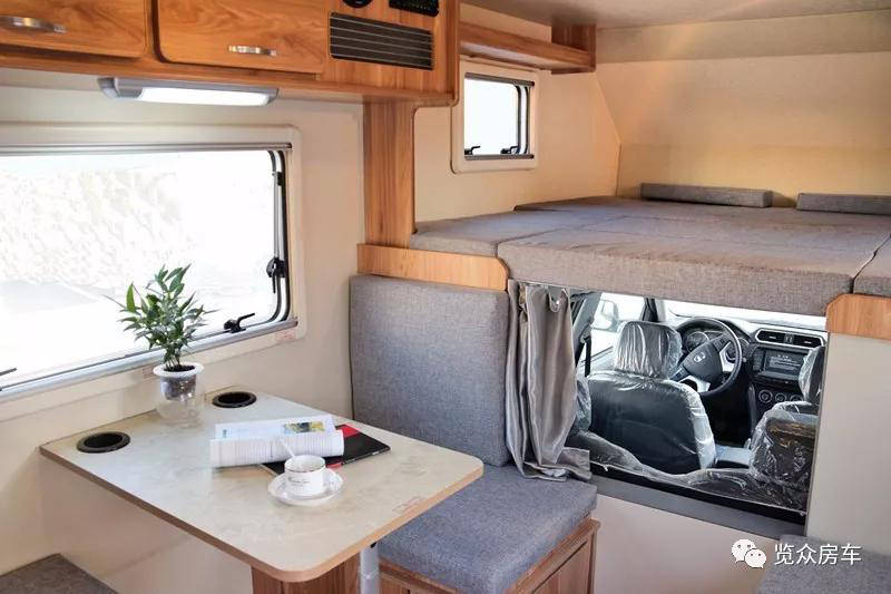 房車還就要選汽油、四驅、兩米大床 房車還就要選汽油、四驅、兩米大床