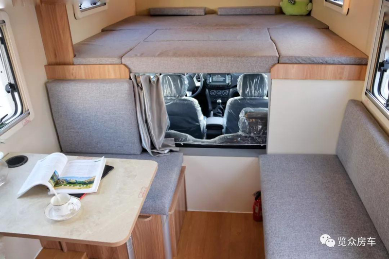 房車還就要選汽油、四驅、兩米大床 房車還就要選汽油、四驅、兩米大床