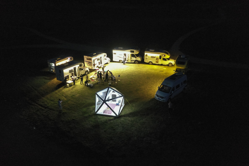 房車旅行的誘惑，你還有多久到達