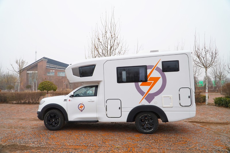 自動(dòng)檔、四驅(qū)房車(chē)，可落京牌，這款點(diǎn)贊