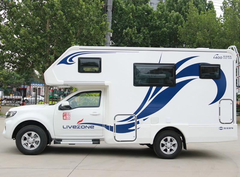 炮營集合，連看自由炮房車