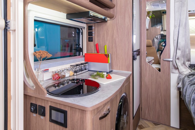 塞拉維房車,夠大,夠舒適 塞拉維房車,夠大,夠舒適