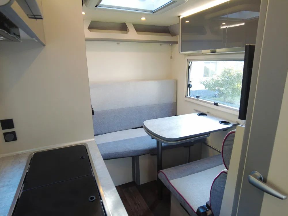 一輛多變的房車(chē)能帶來(lái)哪些意想不到的驚喜？